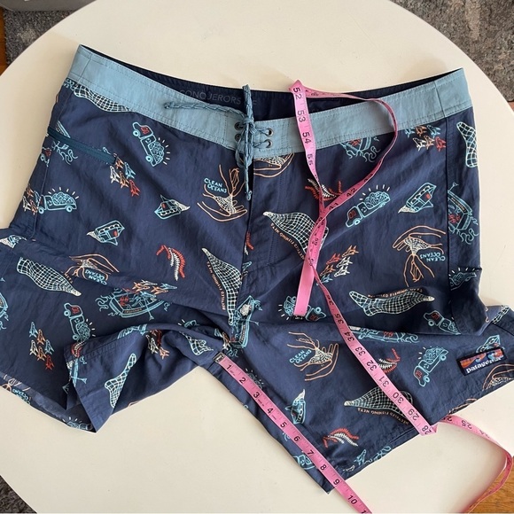 Patagonia 9” Men's Wavefarer Boardshorts Waist 36 Regular fit - Picture 2 of 12